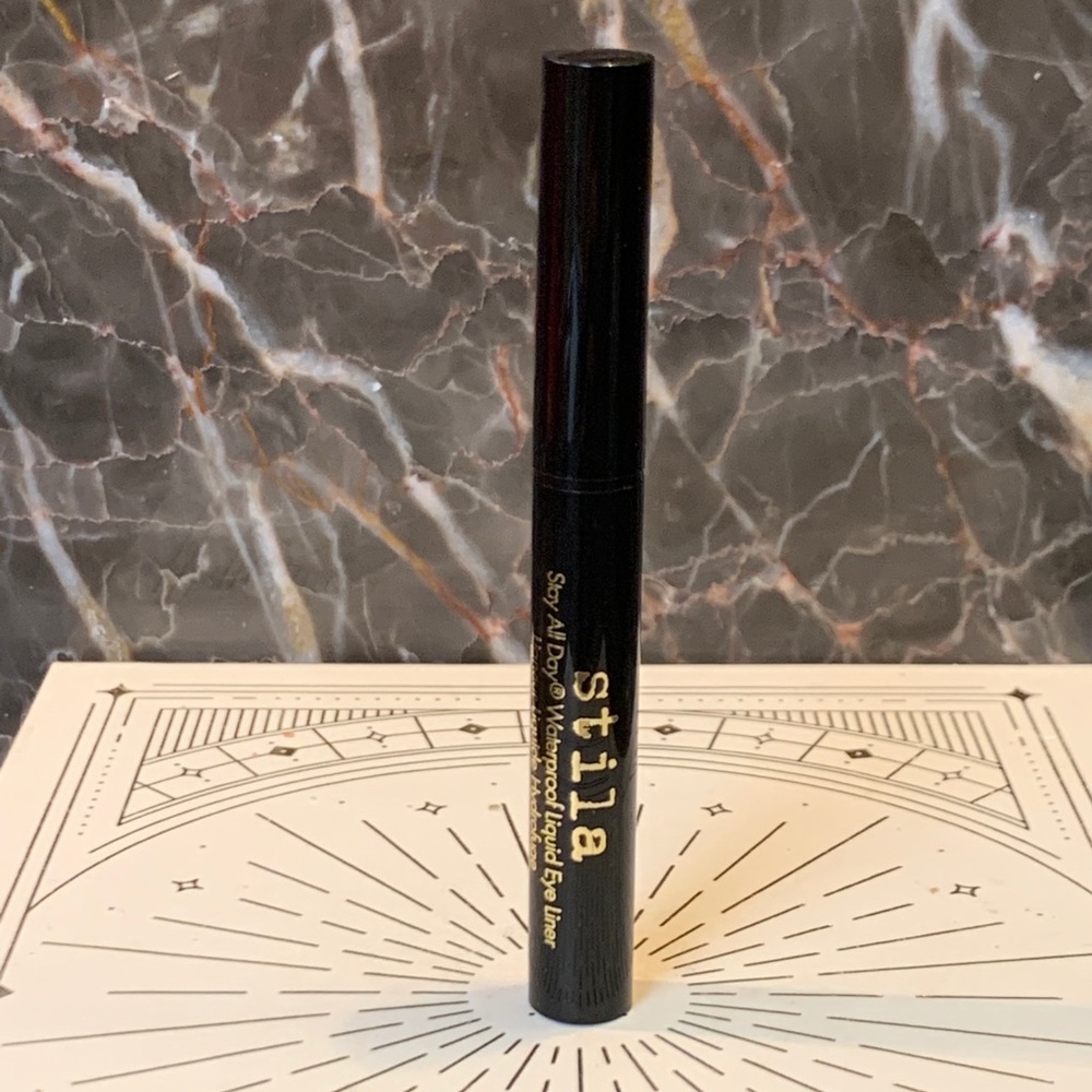 5 for $25 item 🌺 Mini Stila Stay All Day Eyeliner Intense Black